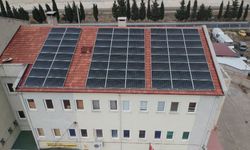 Balıkesir'de okulun çatısına GES kurdular: Sattıkları elektrikle laboratuvar yaptılar