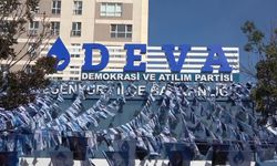 DEVA Partisi Esenyurt İlçe Başkanlığı, 'Demokrasi Ve Özgürlük Yürüyüşü' düzenledi