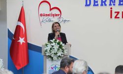 İzmit Belediye Başkanı Hürriyet, dernekler yerleşkesini tanıtıyor