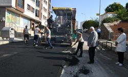 Karabağlar Belediyesi, yol çalışmalarına devam ediyor