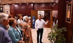 Tepebaşı Belediye Başkanı Ahmet Ataç, Eskişehir’e gelen akademisyenlere Tepebaşı’nı tanıttı