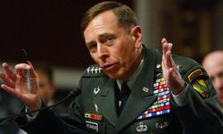 CIA'nin eski direktörü David Petraeus’dan Rusya Ukrayna savaşı açıklaması: Çatışmaya doğrudan müdahale edebiliriz