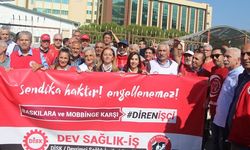DEÜ'den istifa eden profesöre destek: Soruşturma ve sürgün kararı protesto edildi