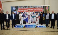 Bursa Yıldırım'da sporcuları Atatürk Kupası teşviği