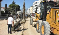 Edremit Belediyesi, Yılmaz Akpınar Bulvarı'nı yeniliyor