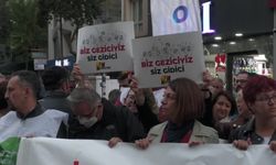 TMMOB İzmir İl Koordinasyon Kurulu üyeleri Gezi Davası tutuklularının serbest bırakılması talebiyle eylem yaptı