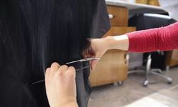 Dünyanın en uzun saçlı kadını: Tam 2.7 metre olan saçlarını kafasına dolayarak taşıyor