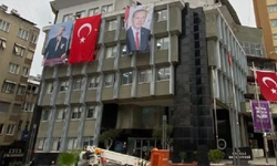 Nazilli Belediyesi'ne Erdoğan’ın fotoğrafı asıldı, yurttaşlar tepki gösterdi