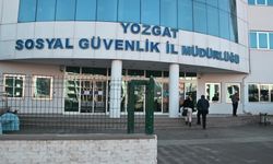 Yozgat’ta emeklilikte yaşa takılanlar Sosyal Güvenlik İl Müdürlüğü'ne akın etti