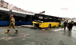 Tramvay ve otobüs çarpışmıştı: İstanbul Valisi kazada 33 kişinin yaralandığını açıkladı