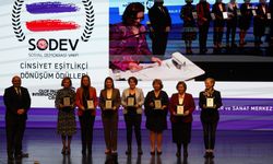 Lüleburgaz Belediyesi'ne cinsiyet eşitlikçi dönüşüm ödülü