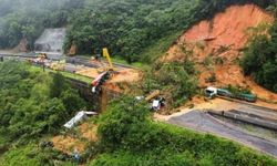 Brezilya otobanında toprak kayması: 50 kişi kayboldu