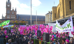 İngiltere ve Galler'de 10 bin ambulans çalışanı greve gidecek
