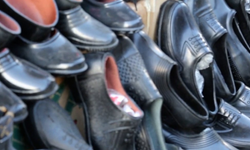 Van’da lastik ayakkabıların fiyatı 180 liraya ulaştı