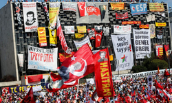 İstanbul 1 Mayıs'a hazırlanıyor: Valilik izin vermese de çağrılar Taksim'e...