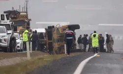 Ağrı'da askeri araç şarampole devrildi: 2 asker hayatını kaybetti