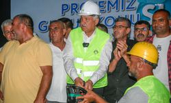 Adana Büyükşehir Belediyesi, altyapı çalışmalarına devam ediyor
