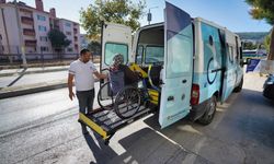 Gaziemir Belediyesi'nden hasta ve engellilere nakil hizmeti