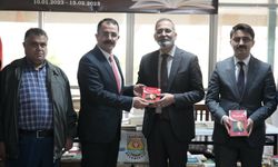 Tarsus Belediyesi, cezaevi kütüphanelerine 2 bin 500 adet kitap bağışladı
