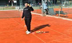 Yenişehir Belediyesi'nden özel çocuklara ara tatilde tenis kursu