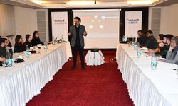 Türkiye'nin dört bir yanından gazeteciler Seçim Haberciliği Eğitimi'nde buluştu
