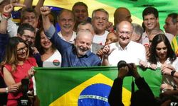 Lula iş başında, işte ilk icraatlar: Yoksullara yardım, ormanlar korunacak, silahlanmaya son