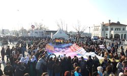 Kadınlar Birlikte Güçlü’den Kadıköy’de eylem: Kadınların isyanı değiştirecek