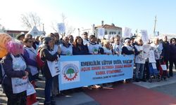 Emekliler Kadıköy'den seslendi: Saraya değil emekçiye bütçe!