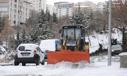 Çankaya Belediyesi ekipleri, kar yağışına karşı teyakkuzda