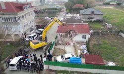 İstanbul'un içme suyu havzasına yapılan 22 kaçak yapı yıkıldı