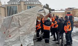 Bursa Kestel'in deprem bölgesine destekleri sürüyor