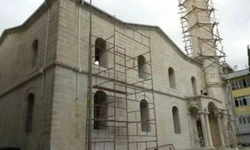 Yıkılan tarihi camiyi AKP'li isim restore etmiş