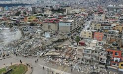 Depremin vurduğu illerdeki 18 yönetici AKP ve MHP'de siyaset yapmış