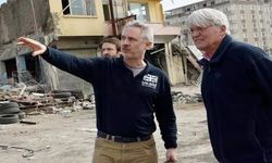 Deprem bölgelerini ziyaret eden İngiliz bakan Mitchell : Kesinlikle dehşet verici