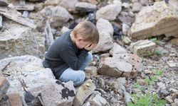 TBMM Çocuk İstismarı Komisyonu: Deprem bölgelerindeki çocuklar istismardan korunmalı