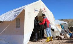 Kızılay çadırları, İdlib'deki cihatçılara gitmiş