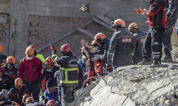 Depremin 30'uncu saatinde kurtarılan Eylül'ün duygulandıran hikayesi