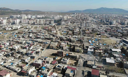 Vali açıkladı: Depremin vurduğu Nurdağı tamamen yıkılacak