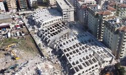 Rönesans Rezidans'la ilgili çarpıcı iddia: İkinci depremde binalar, toplanma alanındaki insanların üstüne devrildi