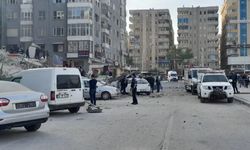 Şanlıurfa’da CHP İl Başkanlığı’nın da bulunduğu 6 katlı bina çöktü
