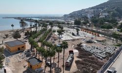 Antalya Büyükşehir, Finike Cumhuriyet Meydanı Projesi’nde sona yaklaşıyor 