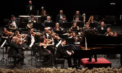 EBB Senfoni Orkestrası, depremzedelere yardım amaçlı bir konser daha verdi