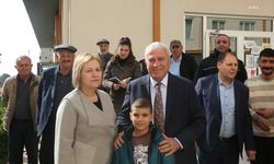 Efeler Belediye Başkanı Atay, kentteki depremzedeleri ziyaret etti