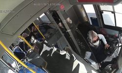 Mersin Büyükşehir’in kadın otobüs sürücüsü, kalp spazmı geçiren yolcuyu sağlık ekiplerine ulaştırdı