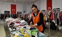 Depremzedelere Bursa Osmangazi'den kıyafet desteği