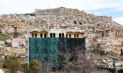 Mardin'in dokusunu bozan binalar yıkılıyor