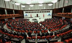 AKP’den kanun teklifi: Hekimlere mesleki mali sorumluluk sigortası zorunluluğu geliyor