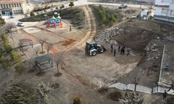 Elmadağ Belediyesi’nden Onur Karakülah Parkı’na yenileme çalışması