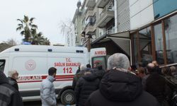 Erdek Belediye Başkanı Burhan Karışık, bıçaklı saldırıda yaralandı