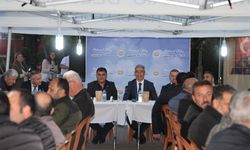 Marmaris Belediye Başkanı Oktay, ilk iftarını şoför esnafıyla yaptı